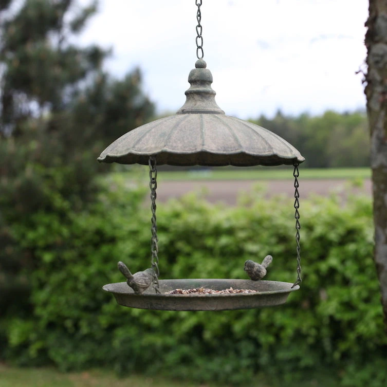 ESSCHERT DESIGN Antique Hanging Tray Bird Feeder 1 ESSCHERT DESIGN Antique Hanging Tray Bird Feeder