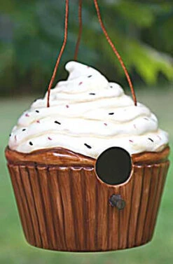 Ceramic Cupcake Birdhouse 7 Ceramic Cupcake Birdhouse -Bird Haven Outlet Store jpeg 3